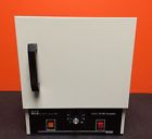 10-180 Quincy Lab 0.7 Cubic Ft Analog Control Steel Door Incubator
