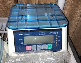 Sj-3000wp A&d Weighing 3kg 0.0001kg Legal For Trade Washdown Bench Scale Needs Pan