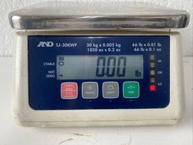 Sj-30kwp A&d Weighing Compact Washdown Scale 66 Lb X 0.001