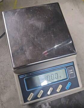 Adp-1200l Adam Equipment Adp 1200l 1200 G Cap D 10 Mg Bench Scale Clean And Accurate