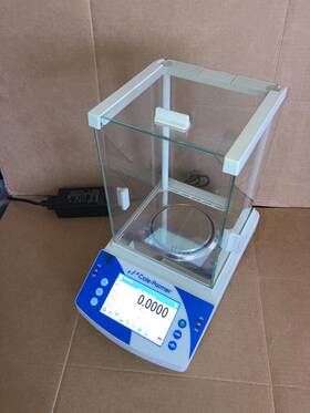 Ta-224 Cole Parmer / Adam Equipment Cole-parmer Analytical Balance With Touchscreen 220g X 0.1mg