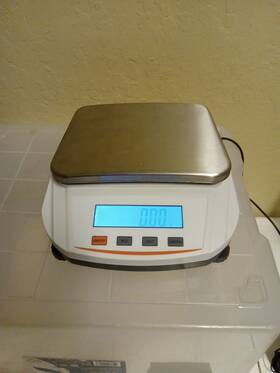 Gy50002 Goyojo Digital Analytical Balance And Lab Scale 5000g Capacity 0.01g Precision Stain