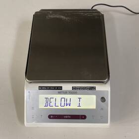 Js3002g Mettler Toledo Js3002g/a Newclassic Mf Precision Balance - Missing Pan Support