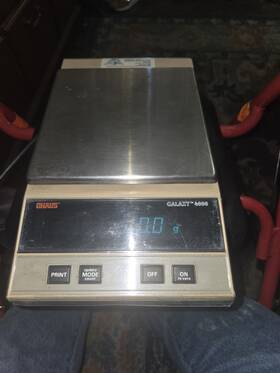 76769-00 Ohaus Vintage 1985 Galaxy 4000 Electronic Balance Scale With Manual