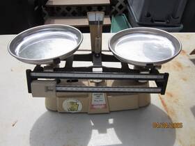 Ab-7375 Ohaus Vintage Harvard Trip Balance Scale Capacity 2kg 5lb All Metal Construction