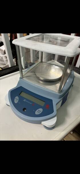 As313 Ohaus Adventure Sl Precision Balance