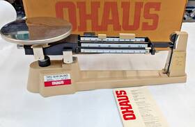 Ohaus M86326 700 / 800 Series Triple Beam Balance Scale 2610g 5lb 2oz