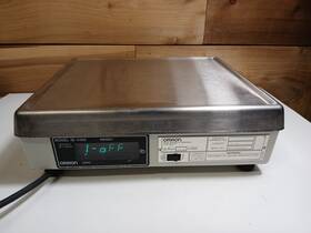 Sra7941642 Omron Is-4100 Capacity 30x0.01 Lb 117v 0.3a Max 60/hz Serial No. Used