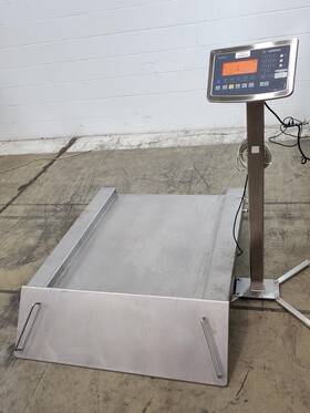 St170105 Sartorius Caus2-u Floor Bench Scale 240v 50 60hz Indicator Stand In