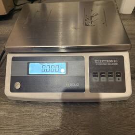 Jfdbs00091-31 U.s. Solid Tabletop Bench Scale 68x0.002lb / 31kgx1g Stainless Steel Platform