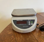 Mettler Toledo Xpress Compact Digital Scale Model XRW11 15 Lb Cap.. Fixed Price $130.00.