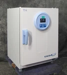 Vwr 2.3CUFT F-air 2.3CF/89511-424 Forced Convection Incubator Oven. Fixed Price $695.00.