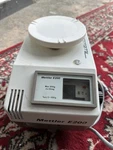 Vintage - Mettler E200 Optical Beam Of Light Digital Laboratory Countertop Scale. Fixed Price $50.00.