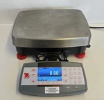Ohaus Ranger 7000 R71MD35 Compact Bench Scale Max 35KG Lb 1120 Oz. Fixed Price $599.99.