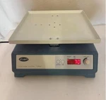 Stuart SSL4 See-saw Rocking Lab Shaker 5-70 Rpm 355X355MM Platform. Fixed Price $295.00.