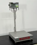 Ohaus Defender T51XW 5000 Display Screen W/ D100WL Stainless Steel Base. Fixed Price $1999.00.