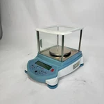 Ohaus Adventurer Pro AV313 Precision Lab Balance Scale 310G X 0.001G Draftshield. Fixed Price $264.37.