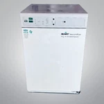 Nuaire Lab Incubator CO2 Direct Heat 6.7 Cu. Ft. - Needs Service. Fixed Price $400.00.