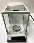 Mettler Toledo AE200 Analytical Balance. Fixed Price $165.00.