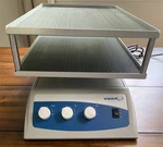 Vwr Analog Rocker Tier 120V Laboratory Rocking Shaker 10127-876 Tested Working. Fixed Price $300.00.