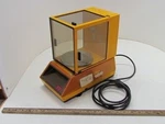 Sartorius A-7073 -03 3002179 1265 MP3 3012119 120V 400,000G Scale. Fixed Price $175.00.
