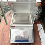 Mettler Toledo XS603S Deltarange Precision Balance. Fixed Price $1200.00.