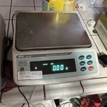 A+d GF-8K Tabletop Scale Digital Display Stainless Steel Platform Auto-off. Fixed Price $100.00.
