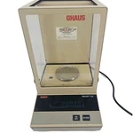 Ohaus Galaxy 110 Scale Analytical Balance Model *needs Calibrating*. Fixed Price $155.20.