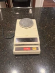 Fisher Scientific Model EMD-400 Digital Lab Scale Tested. Fixed Price $50.00.
