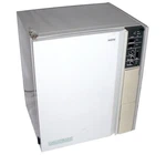 Sanyo Gallenkamp Incubator W/5 Trays, & Pan, 115V/60HZ/285W C027. Fixed Price $510.00.