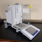 Mettler Toledo XPE205DR Deltarange Analytical Balance With Static Detect. Fixed Price $8000.00.