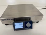 Mettler Toledo BC60 Shipping Scale, 150 X .05 Lb, Ss Platter With Bluetooth-used. Fixed Price $395.00.