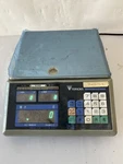 Teraoka Stainless Digital Lab Weighing Scale DS-470 6LB Cap. Kg Used. Fixed Price $150.00.