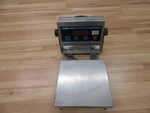 Doran Scales 8000M Stainless Steel Digital DXL7005 Base. Fixed Price $749.77.