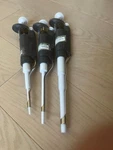 Gilson Pipetman Pipettor Variable P1000 1-10 Universal Tips. Fixed Price $245.00.