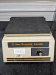 New Brunswick Scientific C1 Classic Series Platform Shaker M1258-0000 / Tested. Fixed Price $445.50.