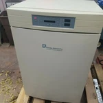 O109 Forma Scientific CO2 Water Jacketed Incubator Model 3110. Fixed Price $499.99.