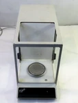 Mettler AE200S Laboratory Scale, For Parts/ Repair. Fixed Price $141.00.