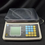 Virtual Measurements & Control Model VW-330-C Counting Scale, Working. Fixed Price $75.00.