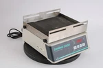 New Brunswick Scientific Innova 2000 Platform Open Shaker - Fair Condition. Fixed Price $167.24.