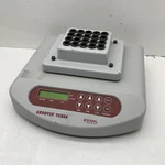 Boekel Groovin' Tubes Microtube Thermoshaker 270500, Heats And Rotates. Fixed Price $599.99.