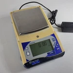 Tested Fisher Scientific Accuseries ACCU-4102 Lab Precision Scale 4100G Balance. Fixed Price $549.00.